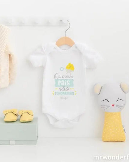 Body para bebé com a frase "Os meus pais são fenomenais" - Bee my Gift
