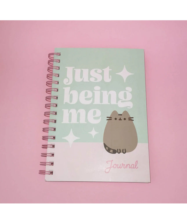 Caderno A5 Just Being me by Pusheen the Cat - Bee my Gift