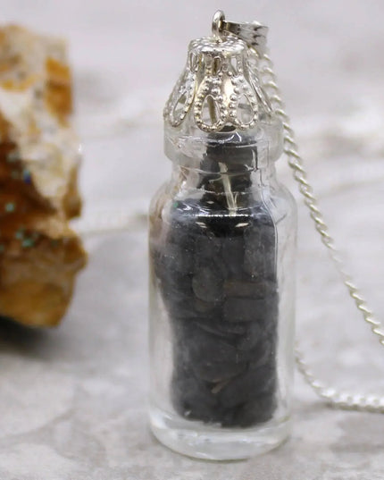 Colar com Pedras Preciosas Engarrafadas - Onix Preto - Bee my Gift