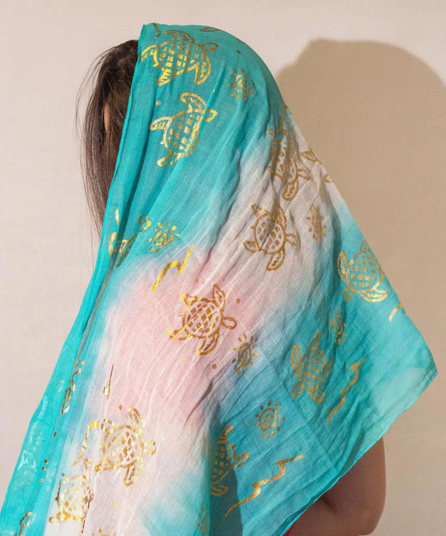Nomad Sari Summer Scarf – Turtle Print – Turquoise (180 × 50 cm) - Bee my Gift