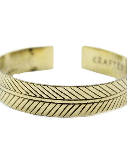 Pulseira Tibetana em Latão - Folha Tribal Larga - Bee my Gift