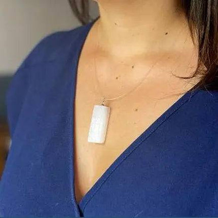 Selenite Natural Pendent - Bee my Gift