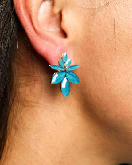Teal Green - Vintage Glass - Flowers - Earrings - Bee my Gift